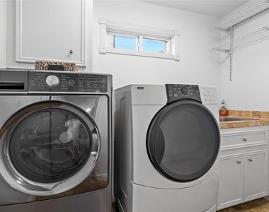 3902 Colquitt Street - Photo Thumbnail 5
