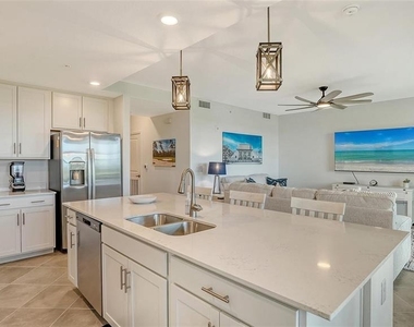 12180 Wellen Golf Street - Photo Thumbnail 18