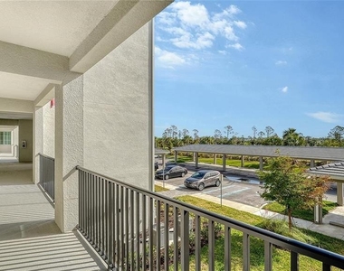 12180 Wellen Golf Street - Photo Thumbnail 3