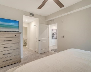 12180 Wellen Golf Street - Photo Thumbnail 24