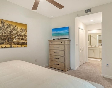 12180 Wellen Golf Street - Photo Thumbnail 23