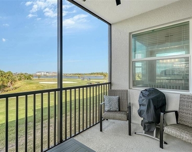12180 Wellen Golf Street - Photo Thumbnail 10