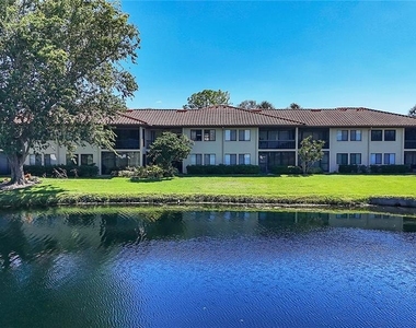 5205 Lake Village Drive - Photo Thumbnail 21