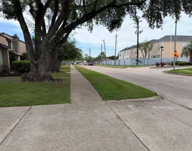 10362 Cook Road - Photo Thumbnail 1