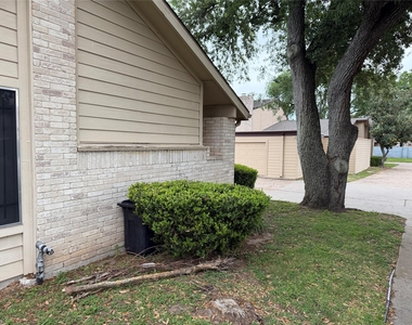 10362 Cook Road - Photo Thumbnail 2