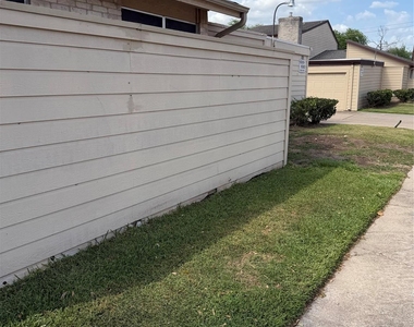 10362 Cook Road - Photo Thumbnail 11