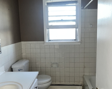 1730 State Street - Photo Thumbnail 4