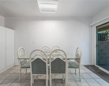 4302 Lynnann Drive - Photo Thumbnail 7
