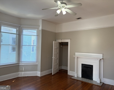 836 E Henry Street - Photo Thumbnail 15
