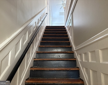 836 E Henry Street - Photo Thumbnail 3