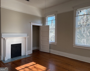 836 E Henry Street - Photo Thumbnail 12
