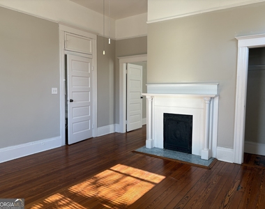 836 E Henry Street - Photo Thumbnail 14
