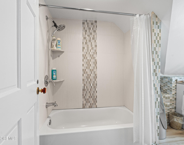 75 Webb Avenue - Photo Thumbnail 32