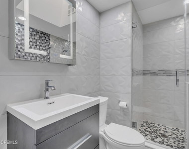 1001 Norwood Avenue - Photo Thumbnail 16