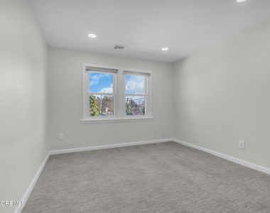 1001 Norwood Avenue - Photo Thumbnail 19