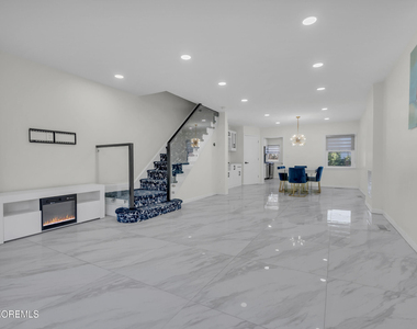 1001 Norwood Avenue - Photo Thumbnail 3