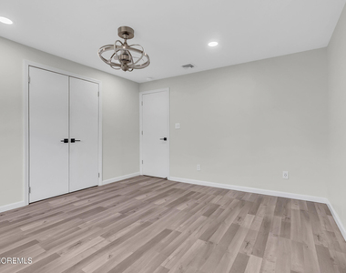 1001 Norwood Avenue - Photo Thumbnail 13