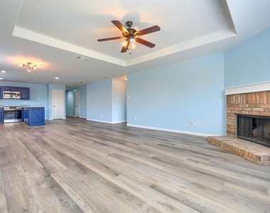 14713 Brandon Drive - Photo Thumbnail 7