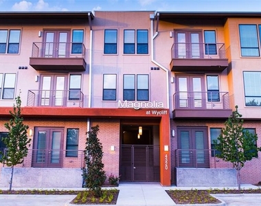 4320 Dickason Avenue - Photo Thumbnail 5