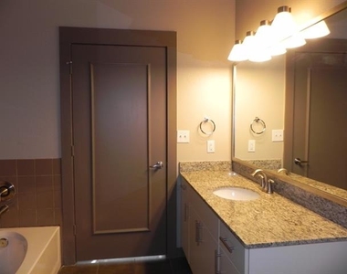 4320 Dickason Avenue - Photo Thumbnail 4