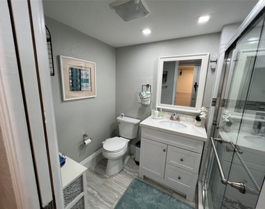 9780 Marina Boulevard - Photo Thumbnail 5