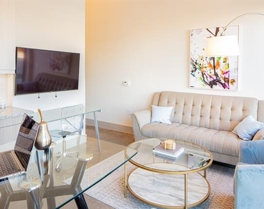 830 N Zang Boulevard - Photo Thumbnail 3