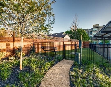 2721 Wingate Street - Photo Thumbnail 6