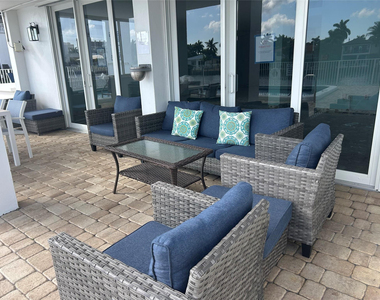 3100 Ne 49th Street - Photo Thumbnail 6