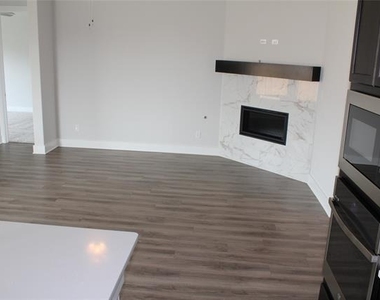 1821 Briar Rose Drive - Photo Thumbnail 3