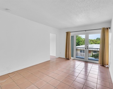 1005 Sw 15th Avenue - Photo Thumbnail 6