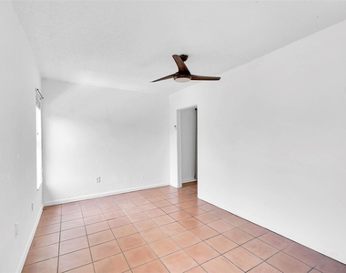 1005 Sw 15th Avenue - Photo Thumbnail 14