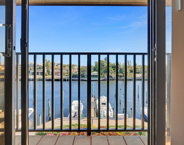 270 Captains Walk - Photo Thumbnail 61