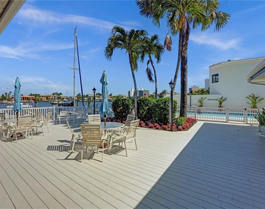 270 Captains Walk - Photo Thumbnail 77