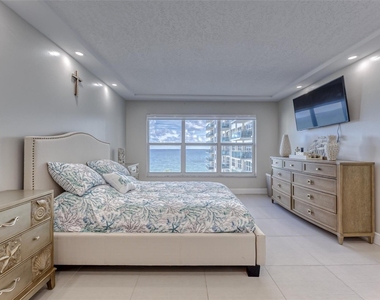 3900 Galt Ocean Drive - Photo Thumbnail 2