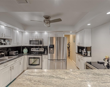 3900 Galt Ocean Drive - Photo Thumbnail 37