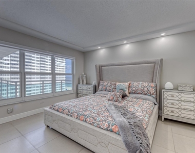 3900 Galt Ocean Drive - Photo Thumbnail 15