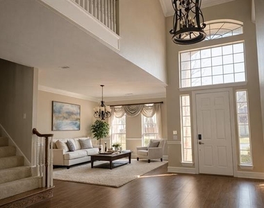 1308 Normandy Drive - Photo Thumbnail 7