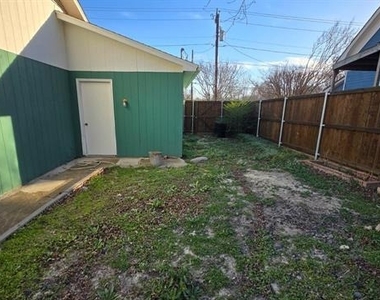 505 Storrs Street - Photo Thumbnail 17