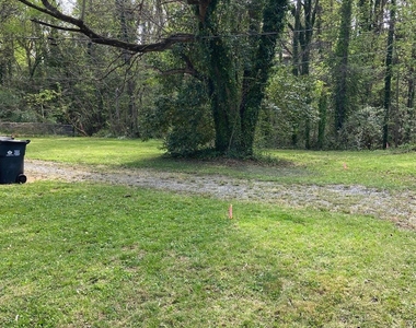 2900 Edsel Place - Photo Thumbnail 13