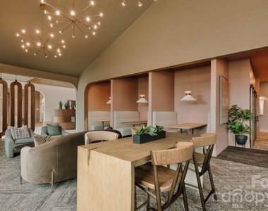 6615 Cerris Drive - Photo Thumbnail 12