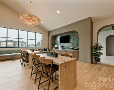 6615 Cerris Drive - Photo Thumbnail 18