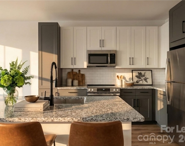 6615 Cerris Drive - Photo Thumbnail 12