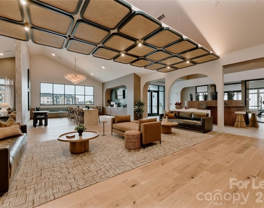 6615 Cerris Drive - Photo Thumbnail 6