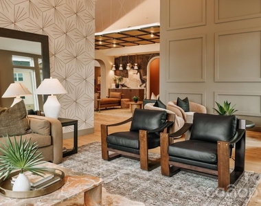 6615 Cerris Drive - Photo Thumbnail 21