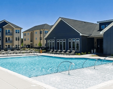 6615 Cerris Drive - Photo Thumbnail 3