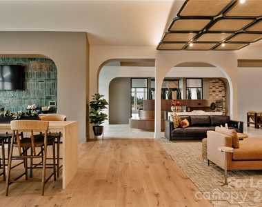 6615 Cerris Drive - Photo Thumbnail 5