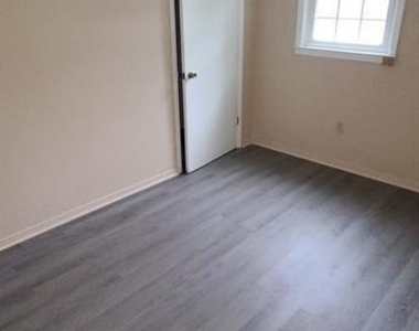 151 Crescent Drive - Photo Thumbnail 8