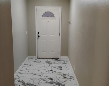44755 Jefferson Court - Photo Thumbnail 10