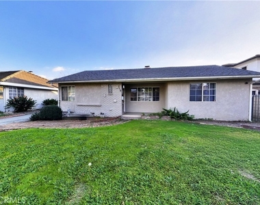 118 W Magna Vista - Photo Thumbnail 23