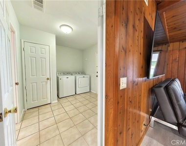 118 W Magna Vista - Photo Thumbnail 21